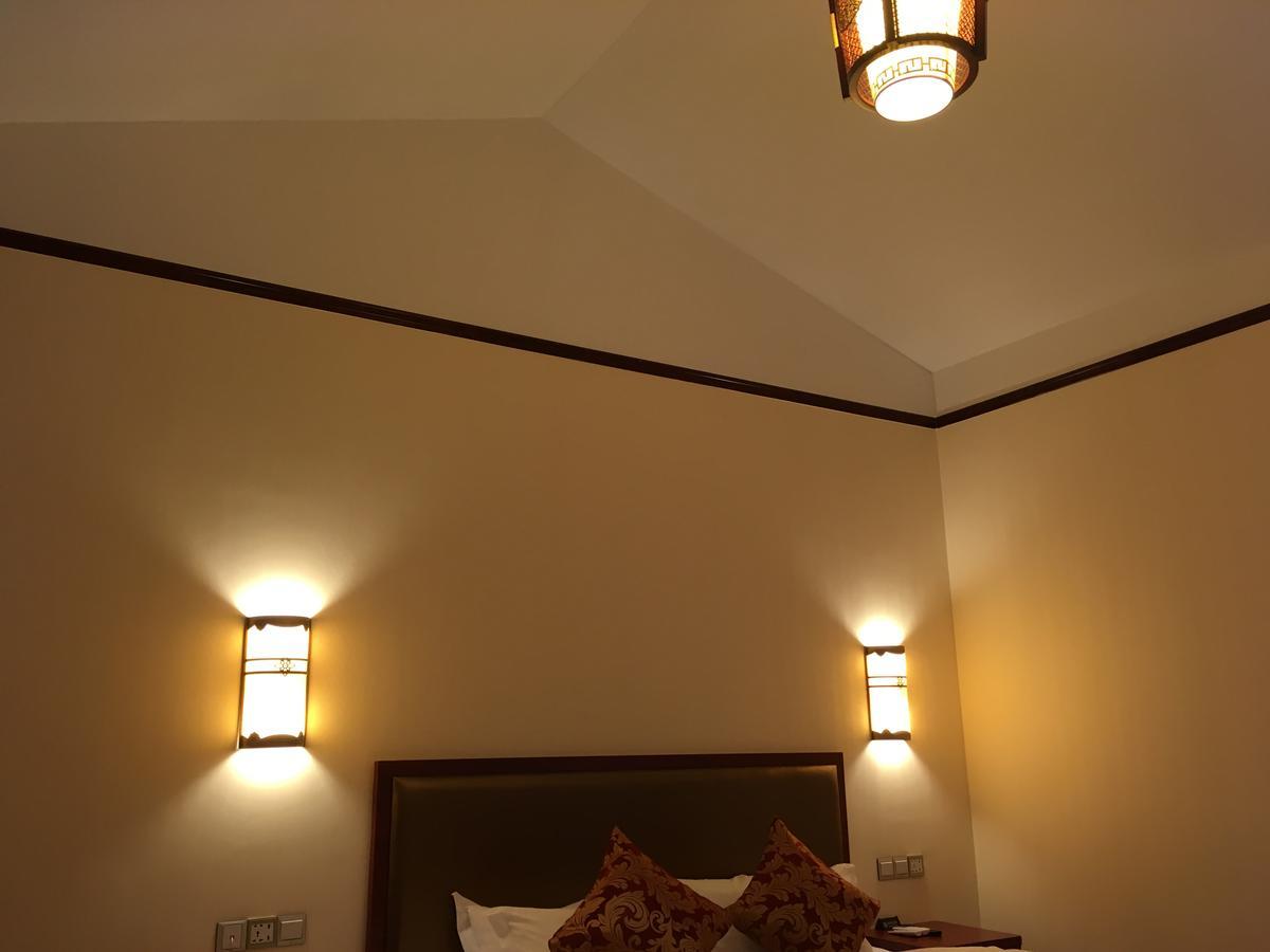 Yangshuo Mountain Top Retreat מראה חיצוני תמונה
