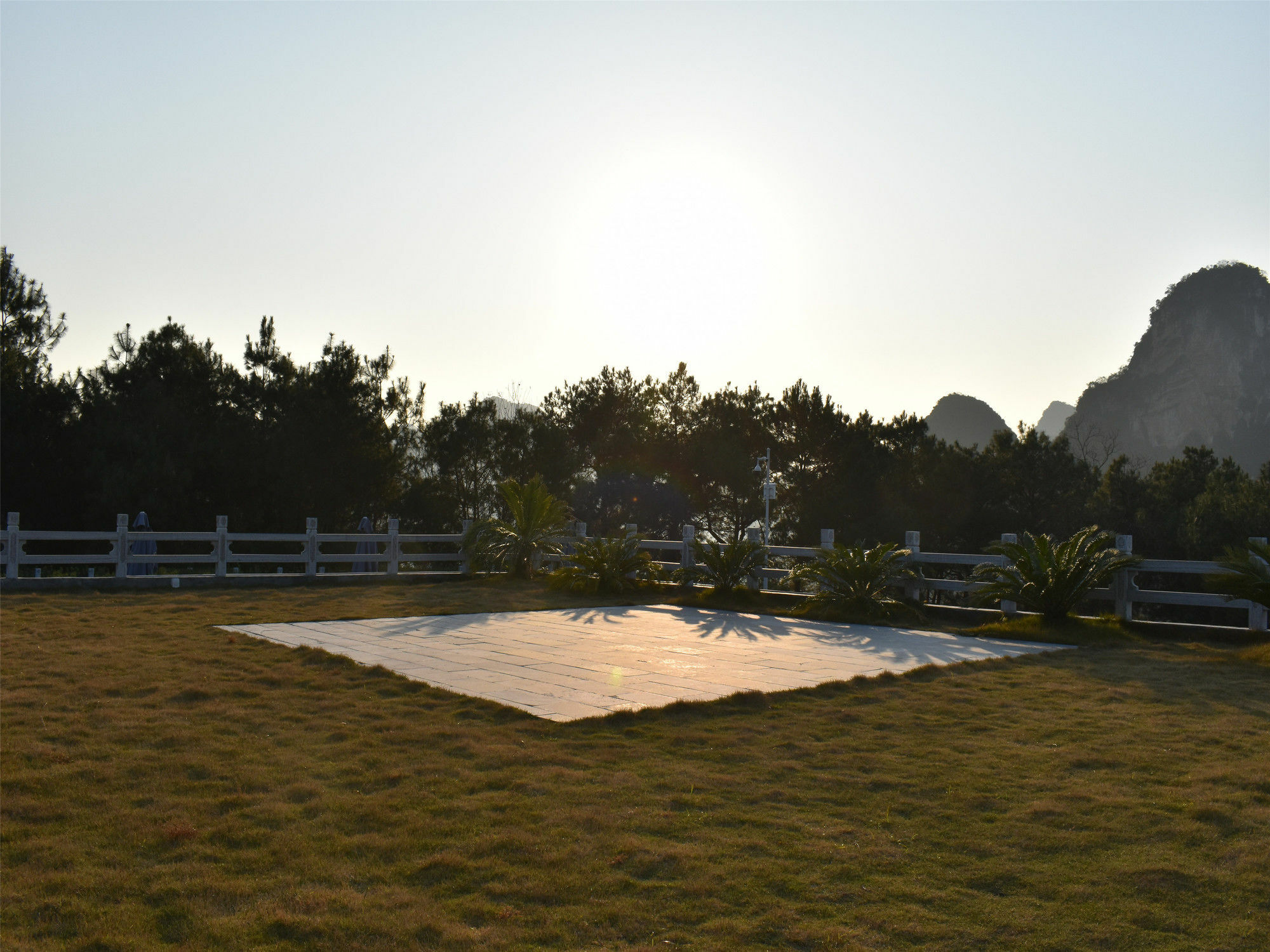 Yangshuo Mountain Top Retreat מראה חיצוני תמונה