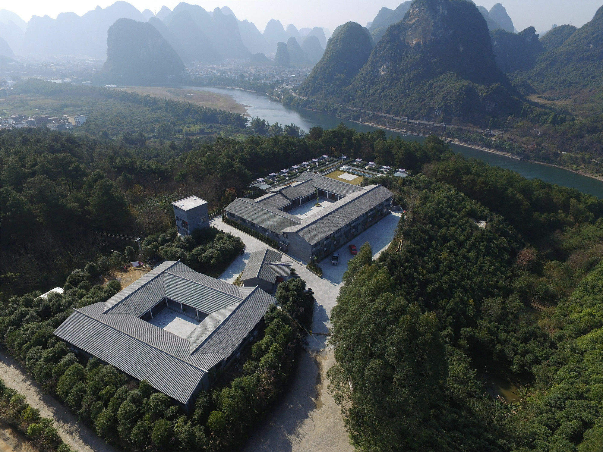 Yangshuo Mountain Top Retreat מראה חיצוני תמונה