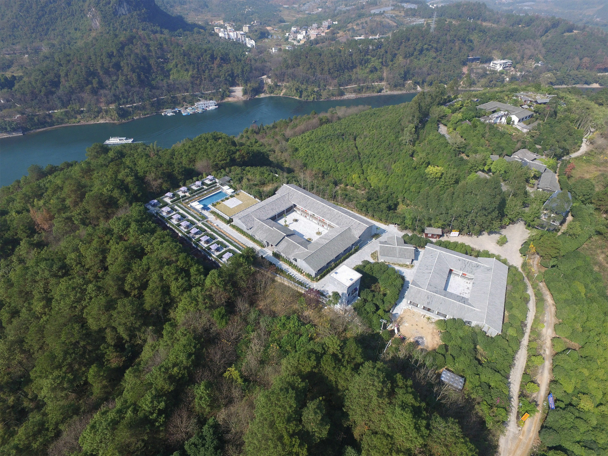 Yangshuo Mountain Top Retreat מראה חיצוני תמונה