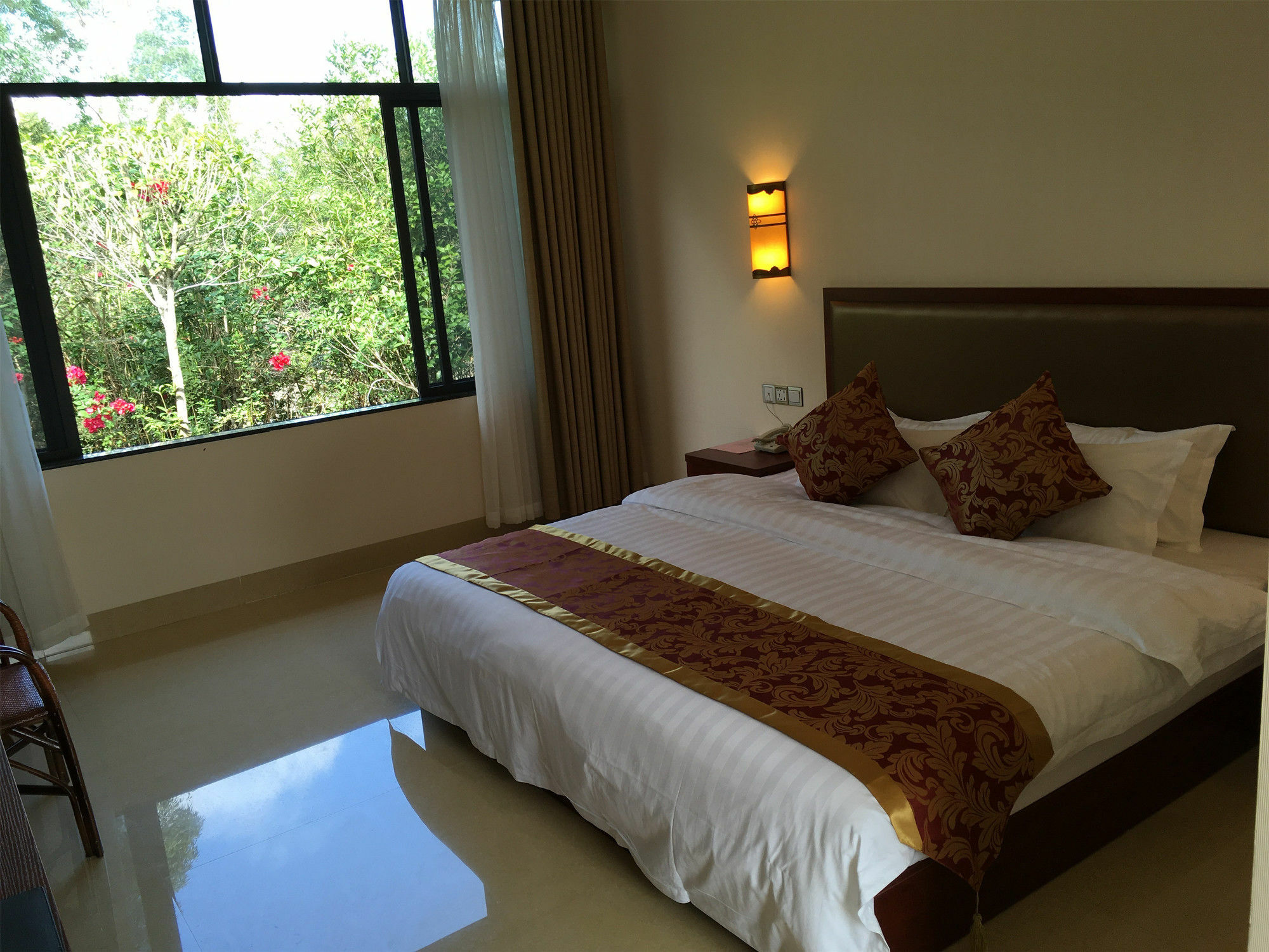 Yangshuo Mountain Top Retreat מראה חיצוני תמונה