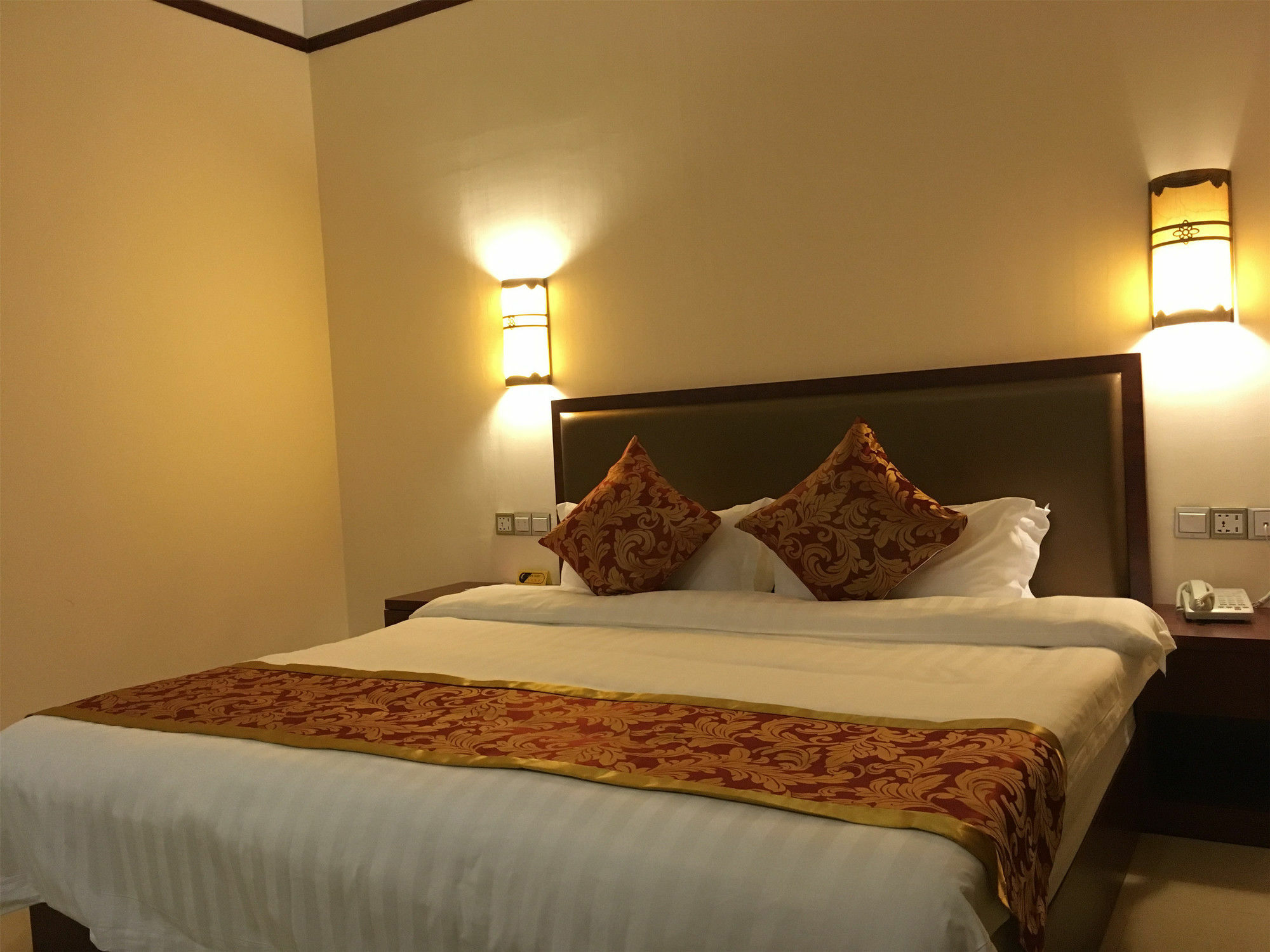 Yangshuo Mountain Top Retreat מראה חיצוני תמונה