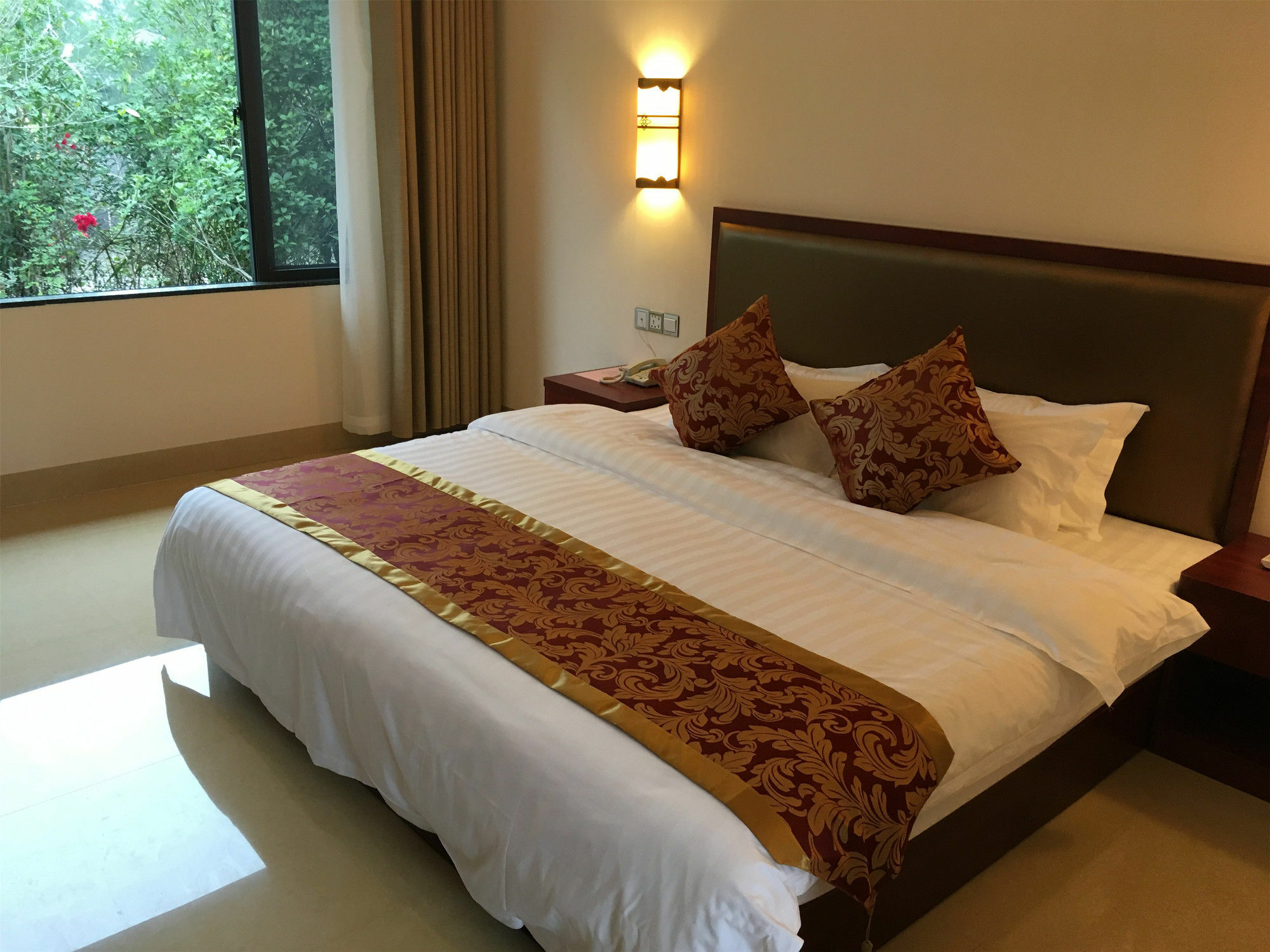 Yangshuo Mountain Top Retreat מראה חיצוני תמונה