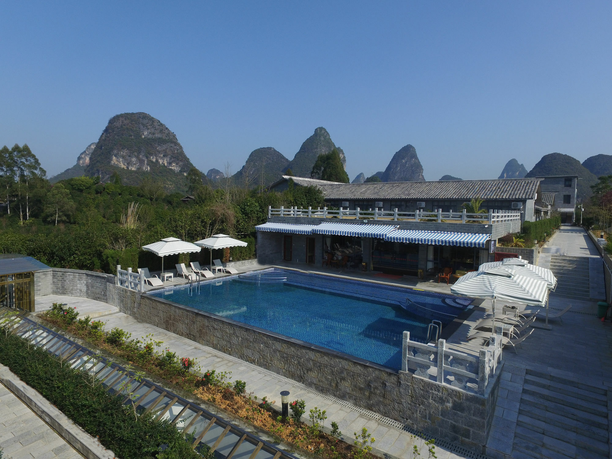 מלון Yangshuo Mountain Top Retreat מראה חיצוני תמונה