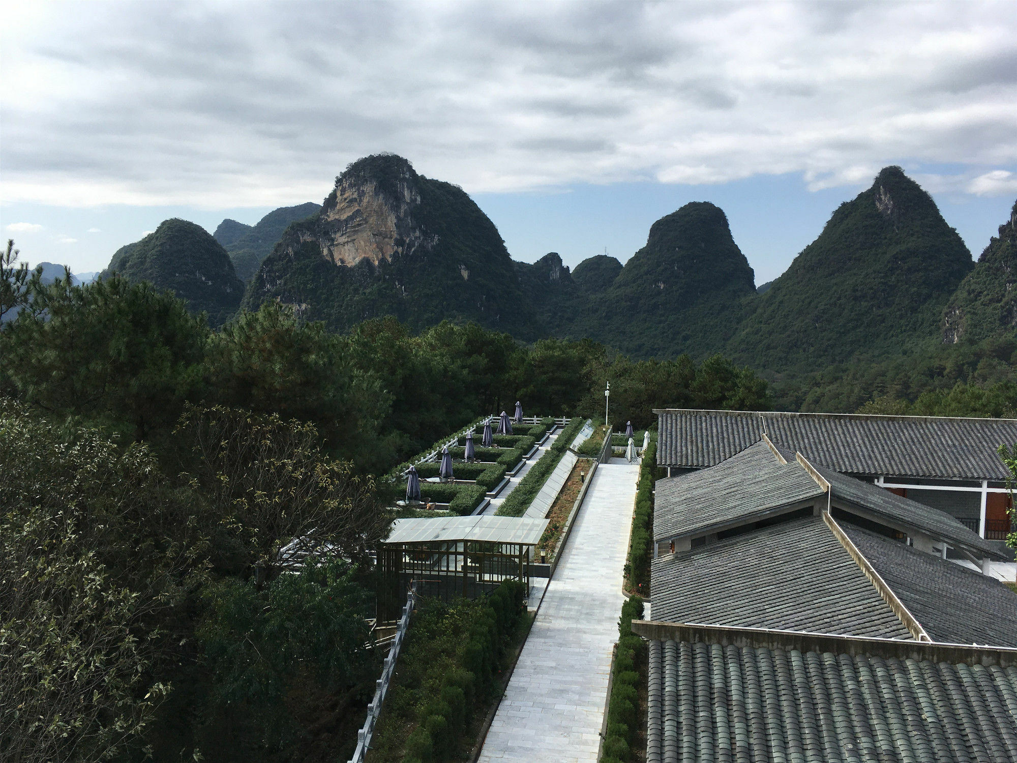 מלון Yangshuo Mountain Top Retreat מראה חיצוני תמונה