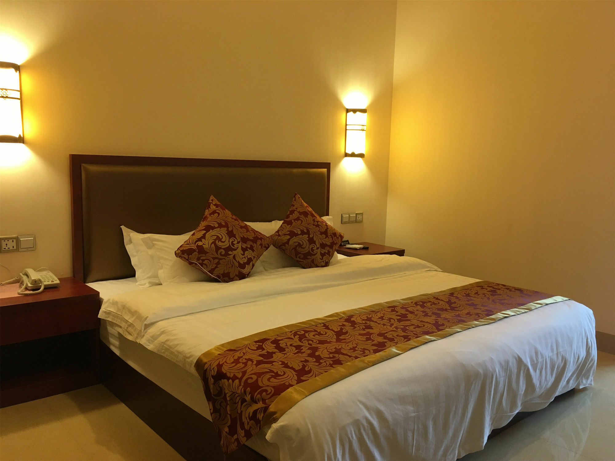 Yangshuo Mountain Top Retreat מראה חיצוני תמונה